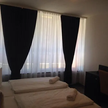 Hotel Mosel 3*