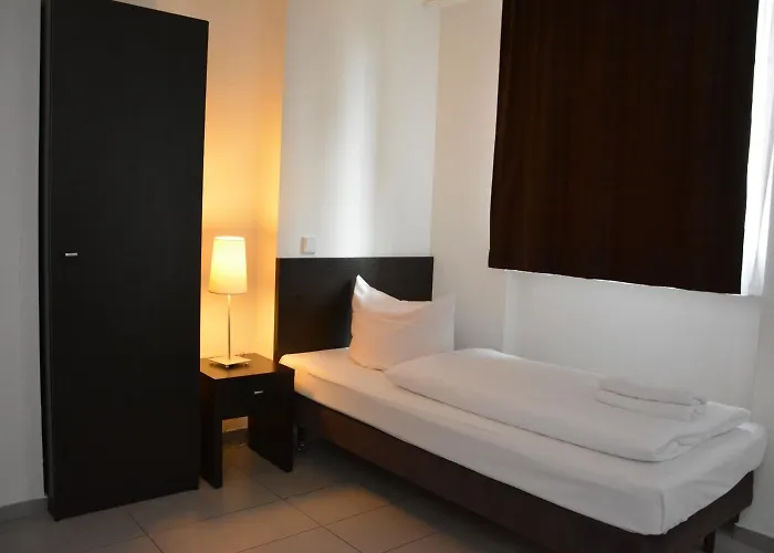 Hotel Mosel Frankfurt nad Menem